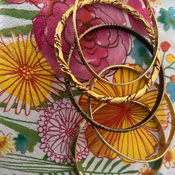 Vintage bangles two Monet 🌺 - Picture 5 of 5